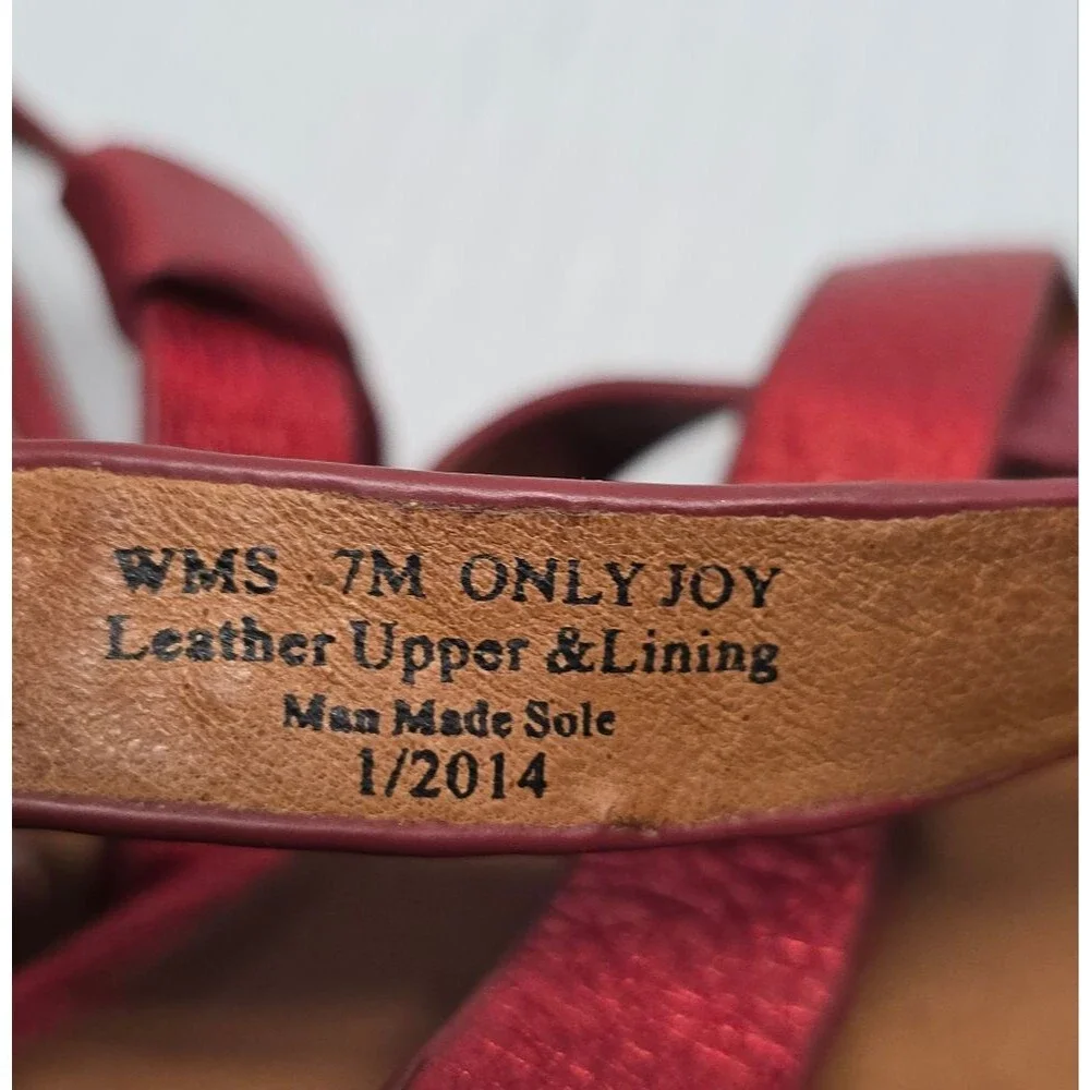Gentle Souls by Kenneth Cole Metallic Red Leather Sandals Size 7 Only Joy
